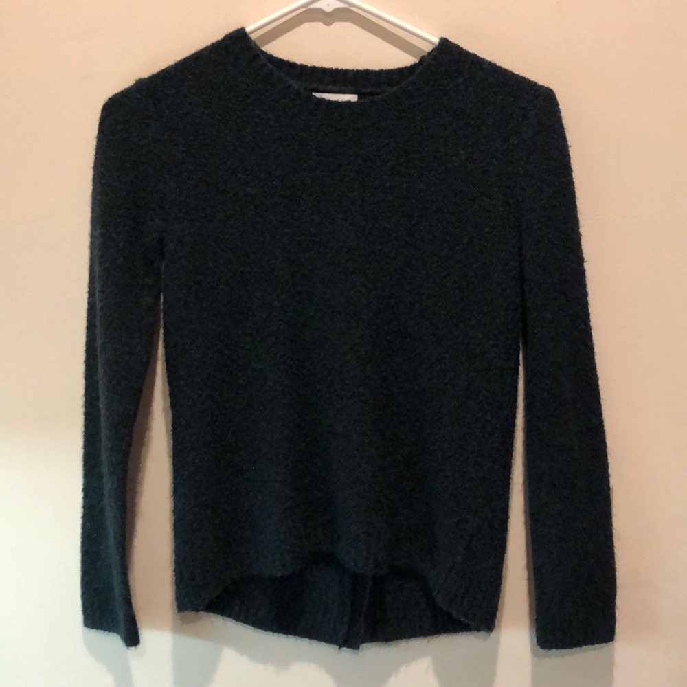 Old Navy tulip style sweater